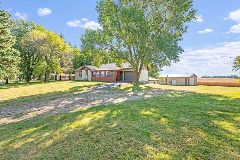 2109 95th St, Fairmont, MN 56031
