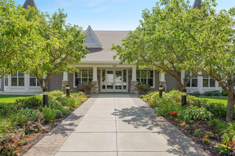 100 Clydesdale Trl #228, Hamel, MN 55340