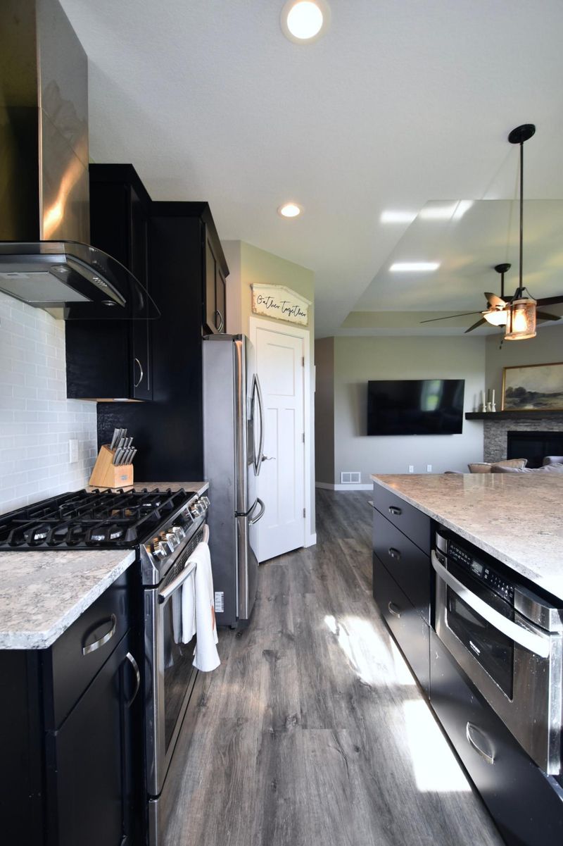 601 Golfview Ave, Zumbrota, MN 55992