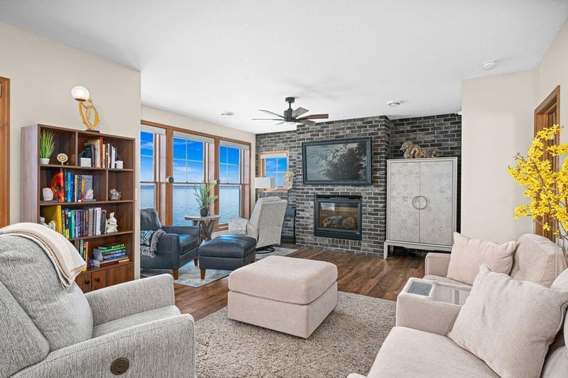 2024 Water St #10, Duluth, MN 55812