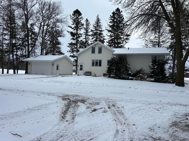 10194 Reardon Ave SW, Cokato, MN 55321