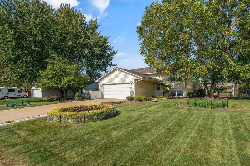 3697 152nd St W, Rosemount, MN 55068