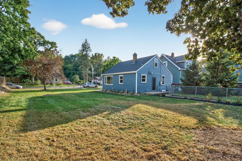 2121 Minnehaha Ave E, Saint Paul, MN 55119