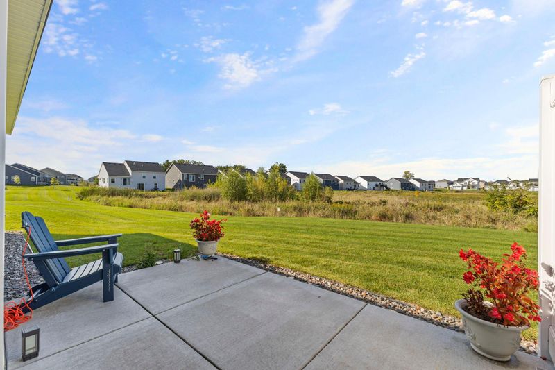 12503 Waterside Ct, Rogers, MN 55374