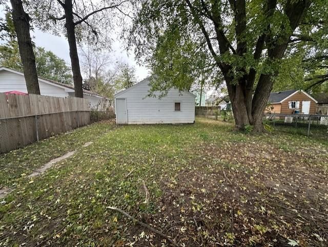 607 10th Ave SW, Austin, MN 55912