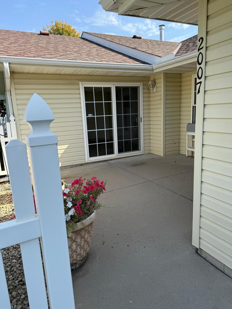 2007 10th Ave W, Shakopee, MN 55379