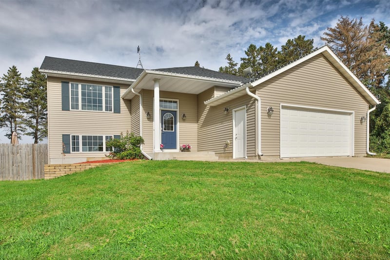 6831 247 Hw NE, Elgin, MN 55932