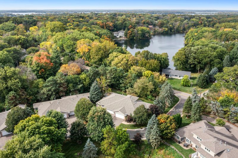 5220 Spring Cir, Excelsior, MN 55331