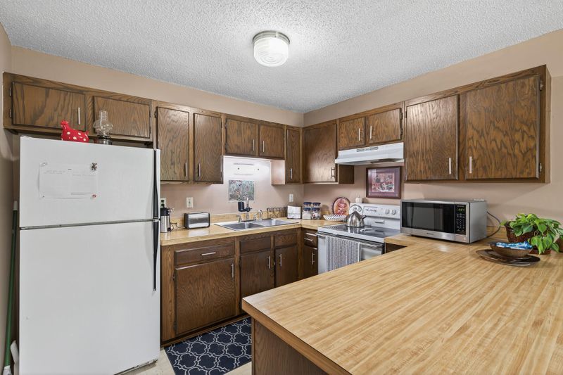 3371 116th Ln NW, Coon Rapids, MN 55433