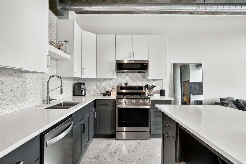 730 N 4th St #810, Minneapolis, MN 55401