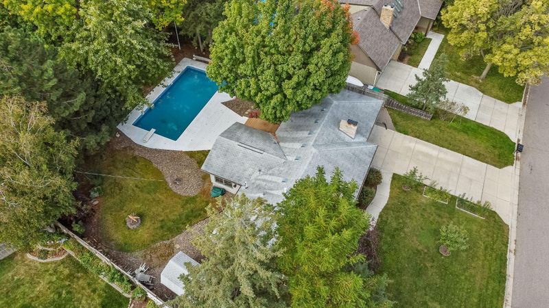 1244 Highview Dr, New Brighton, MN 55112