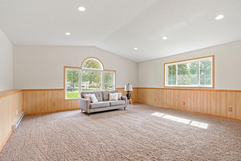 7801 Mississippi Ln, Brooklyn Park, MN 55444