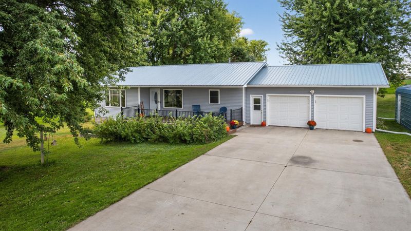 61701 County Road 2, Millville, MN 55957