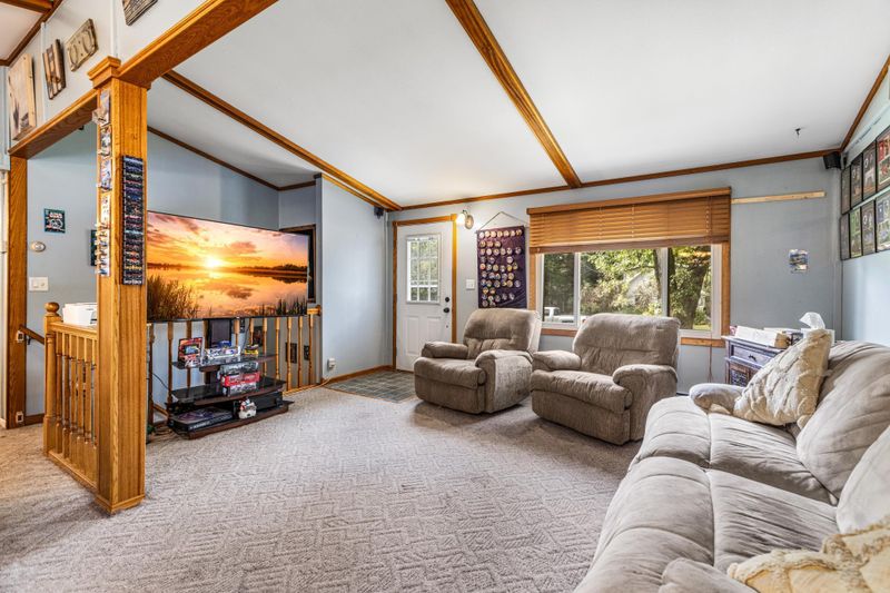 1208 E Laneville Ave, Durand, WI 54736