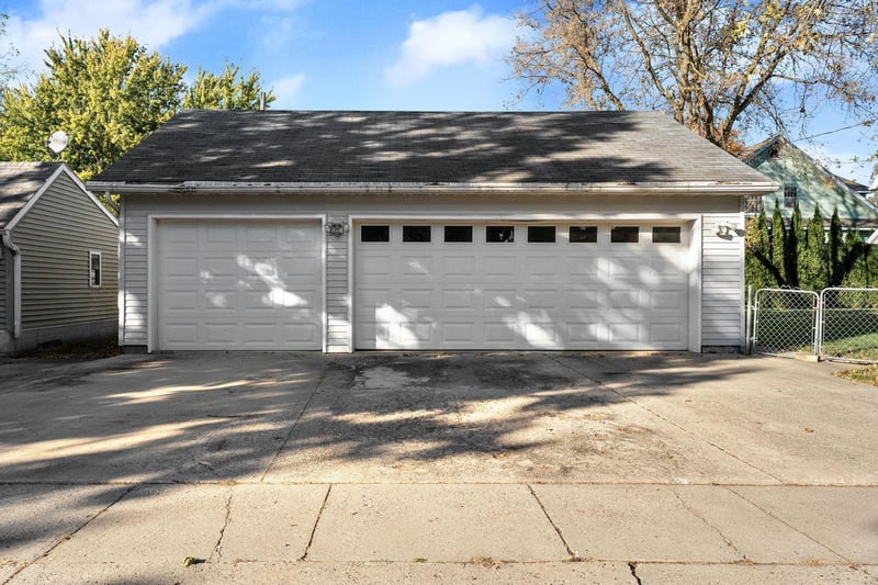 208 Mill St S, Brownsdale, MN 55918