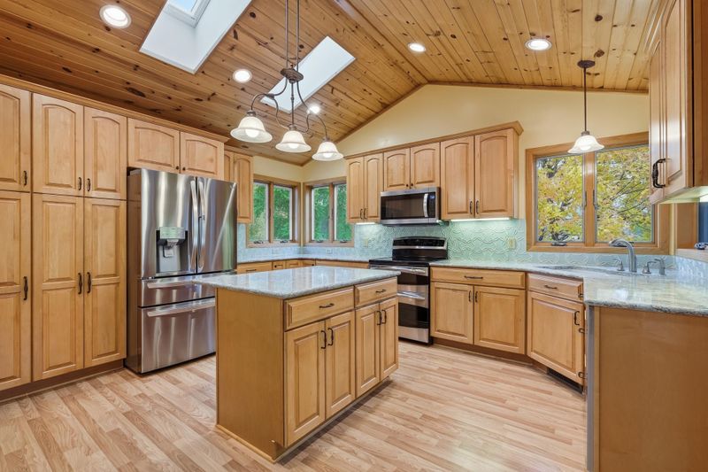 14162 Dearborn Pa, Rosemount, MN 55068