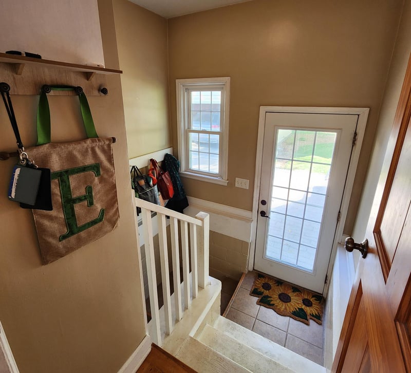 508 Dupont Ave NE, Renville, MN 56284