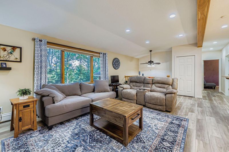 12247 317th Ave, Princeton, MN 55371