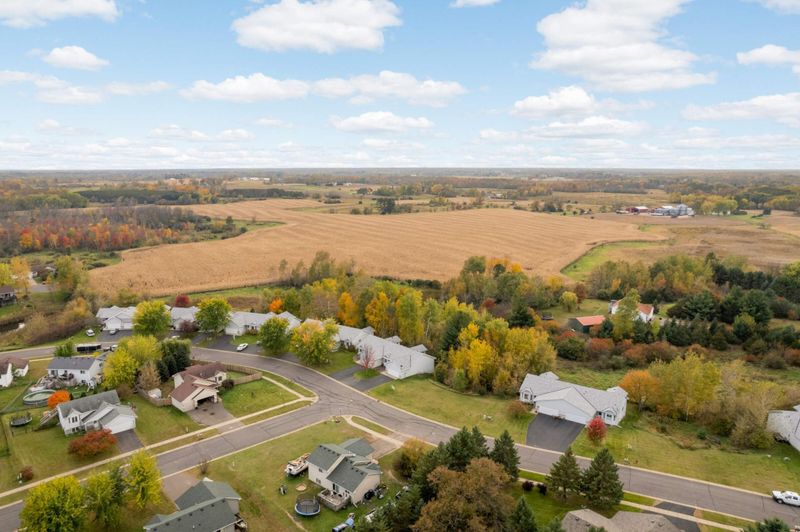 900 Shady Ridge Ln, Braham, MN 55006