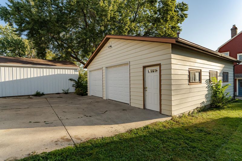 126 11th Ave SE, Rochester, MN 55904