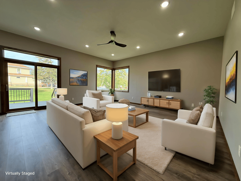 1207 S Shore Dr, Worthington, MN 56187