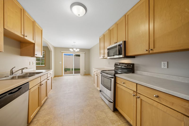 1762 Bennett St, River Falls, WI 54022