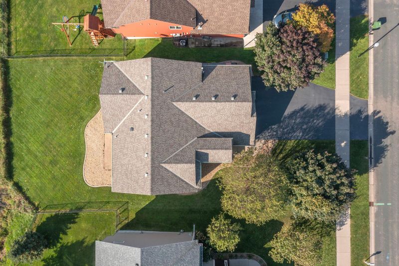 2070 120th Ave NE, Blaine, MN 55449