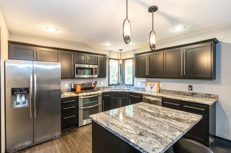 31471 Rochester St NE, Cambridge, MN 55008