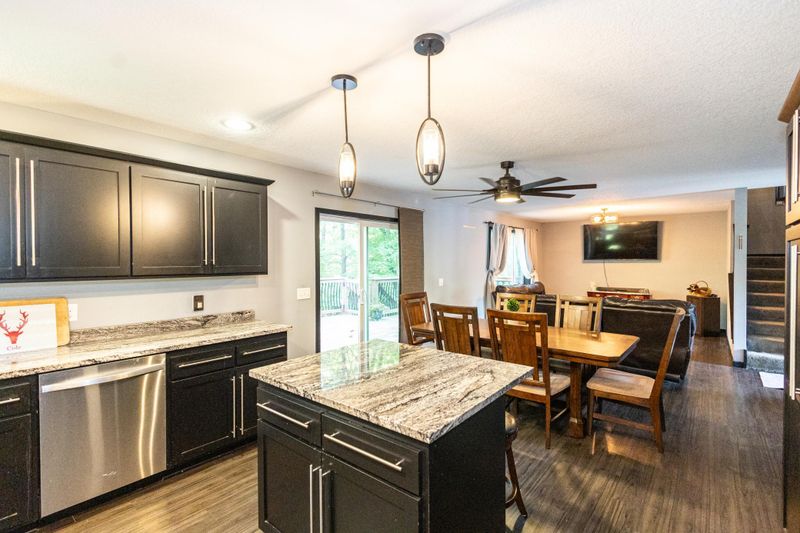 31471 Rochester St NE, Cambridge, MN 55008