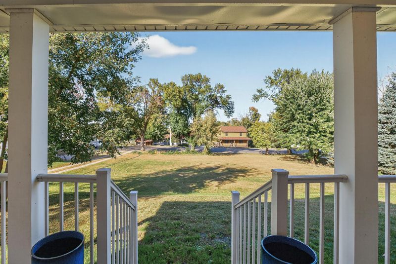 124 George Ave E, Winsted, MN 55395