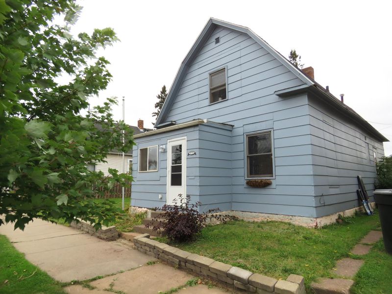 1719 N 22nd St, Superior, WI 54880