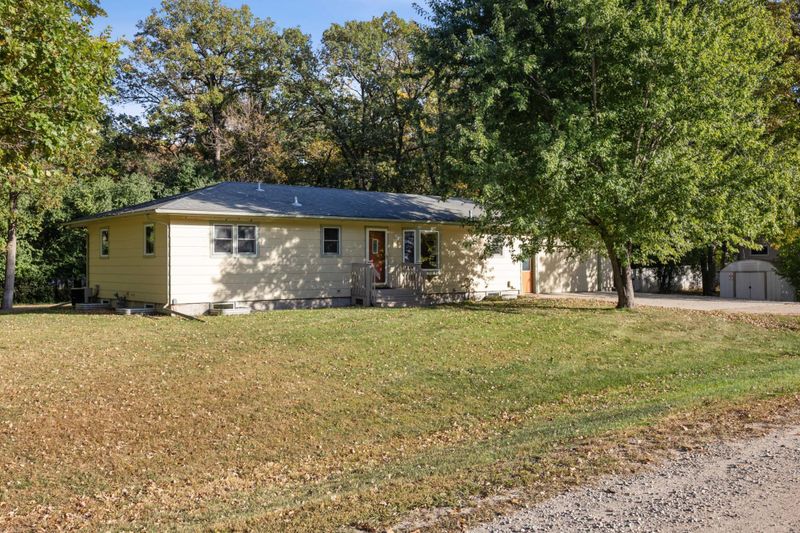 6914 1st St N, Moorhead, MN 56560