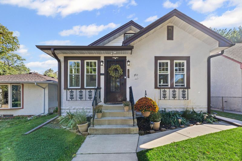3354 Washburn Ave N, Minneapolis, MN 55412