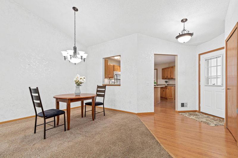 7546 Hinton Park Ave S, Cottage Grove, MN 55016