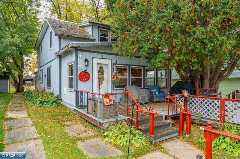 406 N 2nd St, Tower, MN 55790