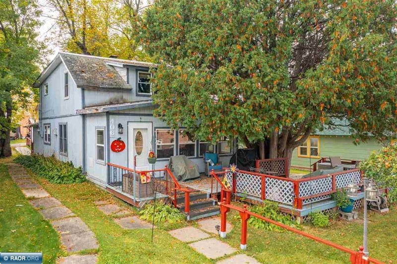 406 N 2nd St, Tower, MN 55790