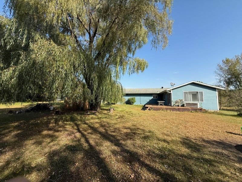 647 127th St NE, Monticello, MN 55362