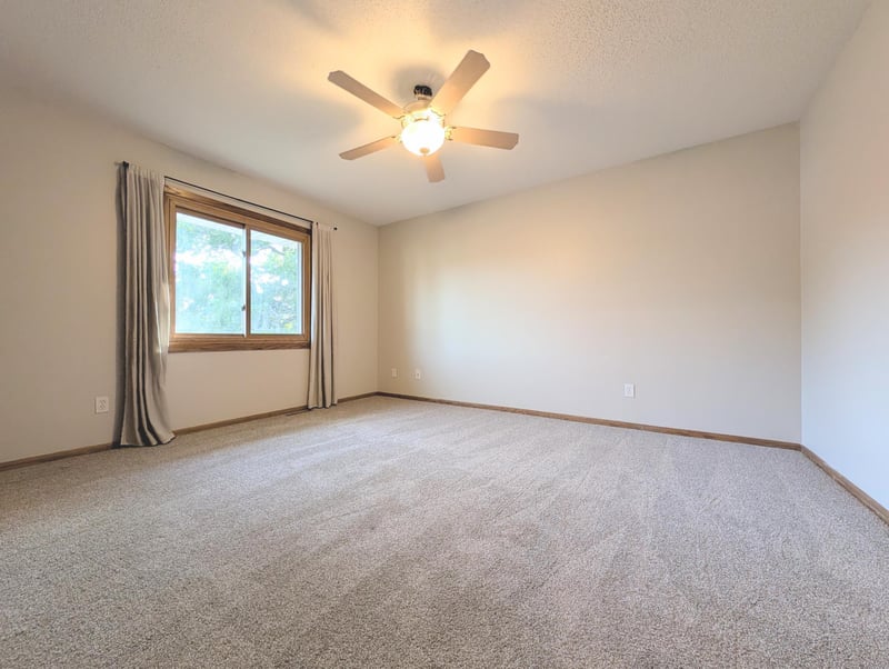 4407 W 124th St, Savage, MN 55378
