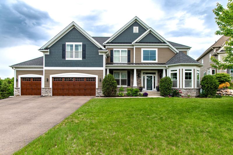 16326 Sohm Ct, Eden Prairie, MN 55347