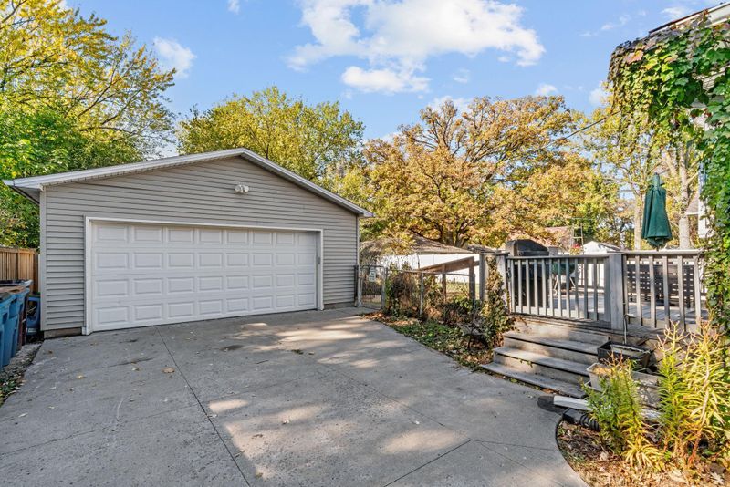 4053 Yates Ave N, Robbinsdale, MN 55422