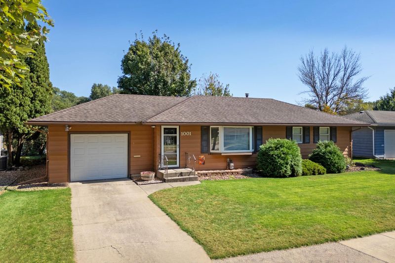 1001 15th St SW, Austin, MN 55912