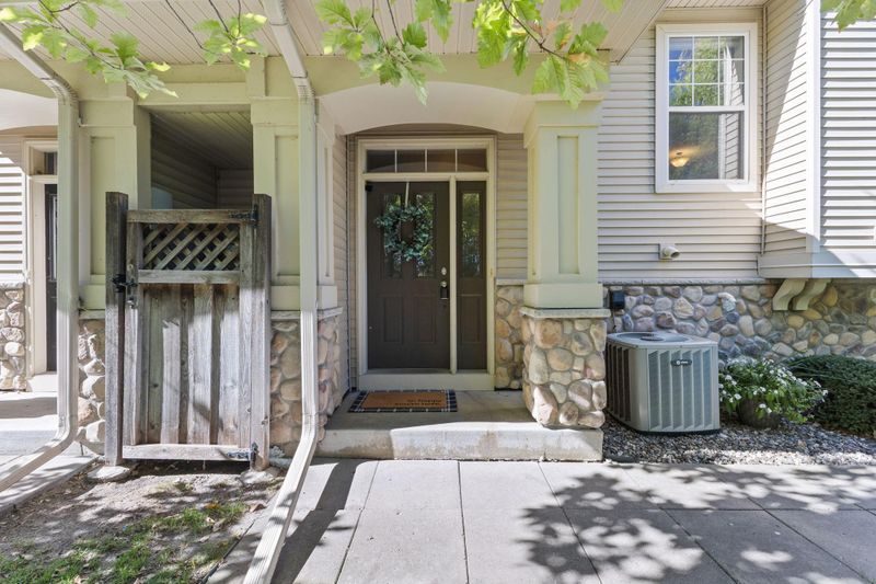14569 Everton Ave N #8, Hugo, MN 55038
