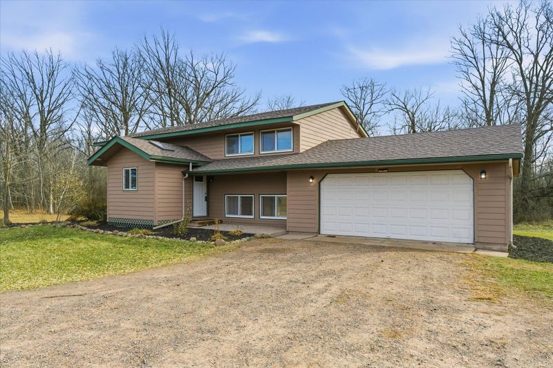 9233 140th St, Milaca, MN 56353