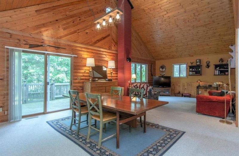 1546 Division St W, Backus, MN 56435