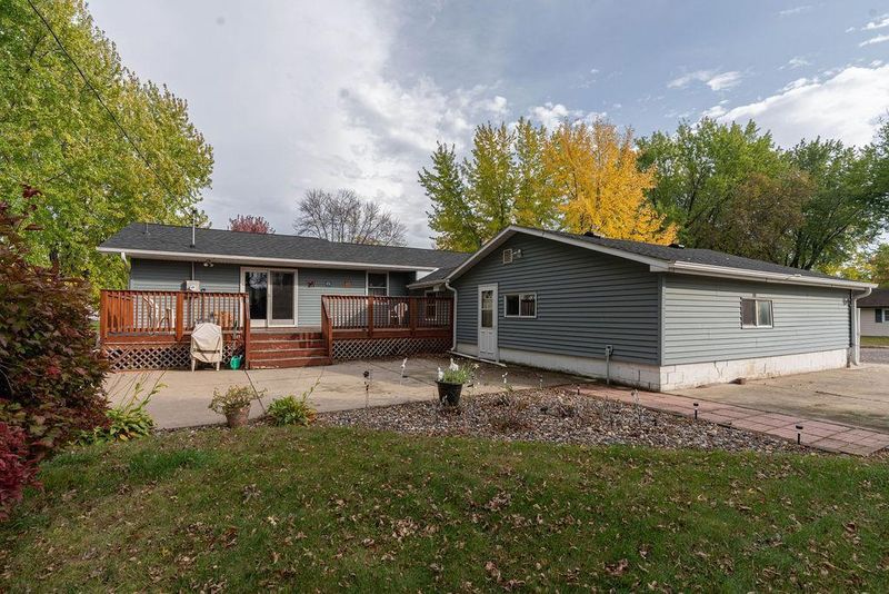 801 7th St N, Albany, MN 56307