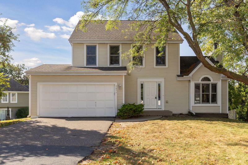 5071 Arrowood Ln N, Plymouth, MN 55442