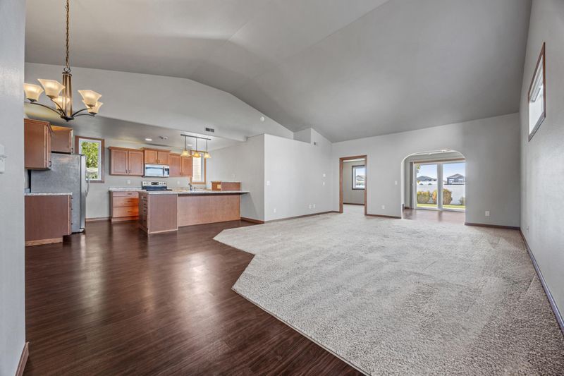 3641 34th St S, Moorhead, MN 56560