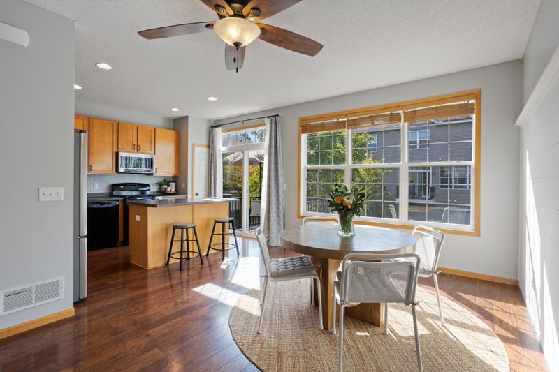 4432 Bulrush Blvd, Shakopee, MN 55379