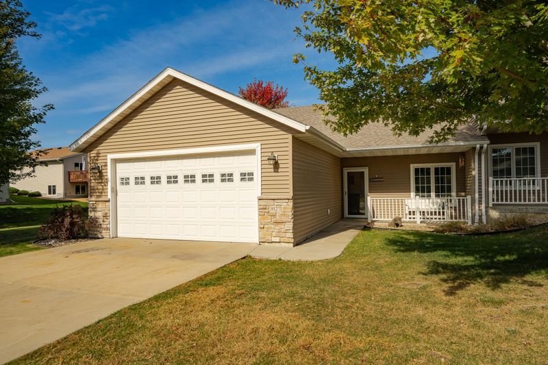 3027 Monroe Dr NW, Rochester, MN 55901