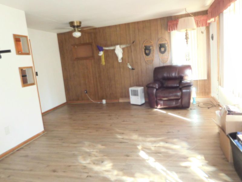 324 10th Ave Se, Elbow Lake, MN 56531